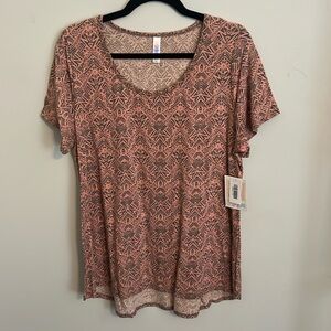 XL LuLaRoe Classic Tee